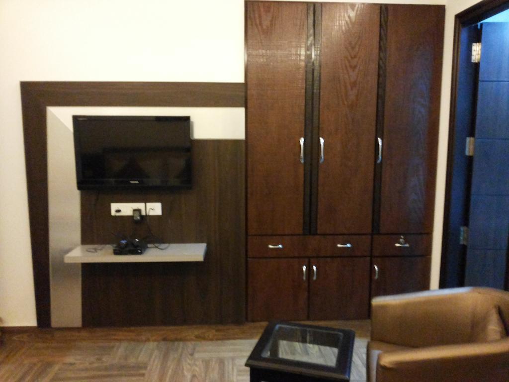 Hotel Rr Residency Dillí Pokoj fotografie