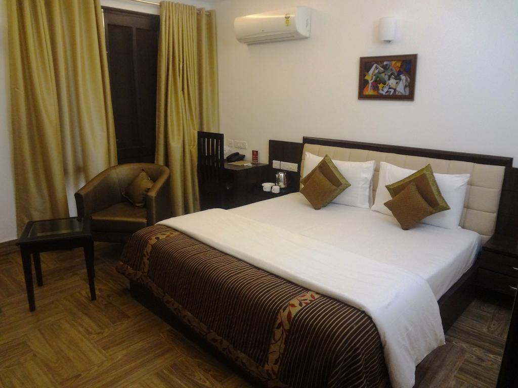 Hotel Rr Residency Dillí Pokoj fotografie